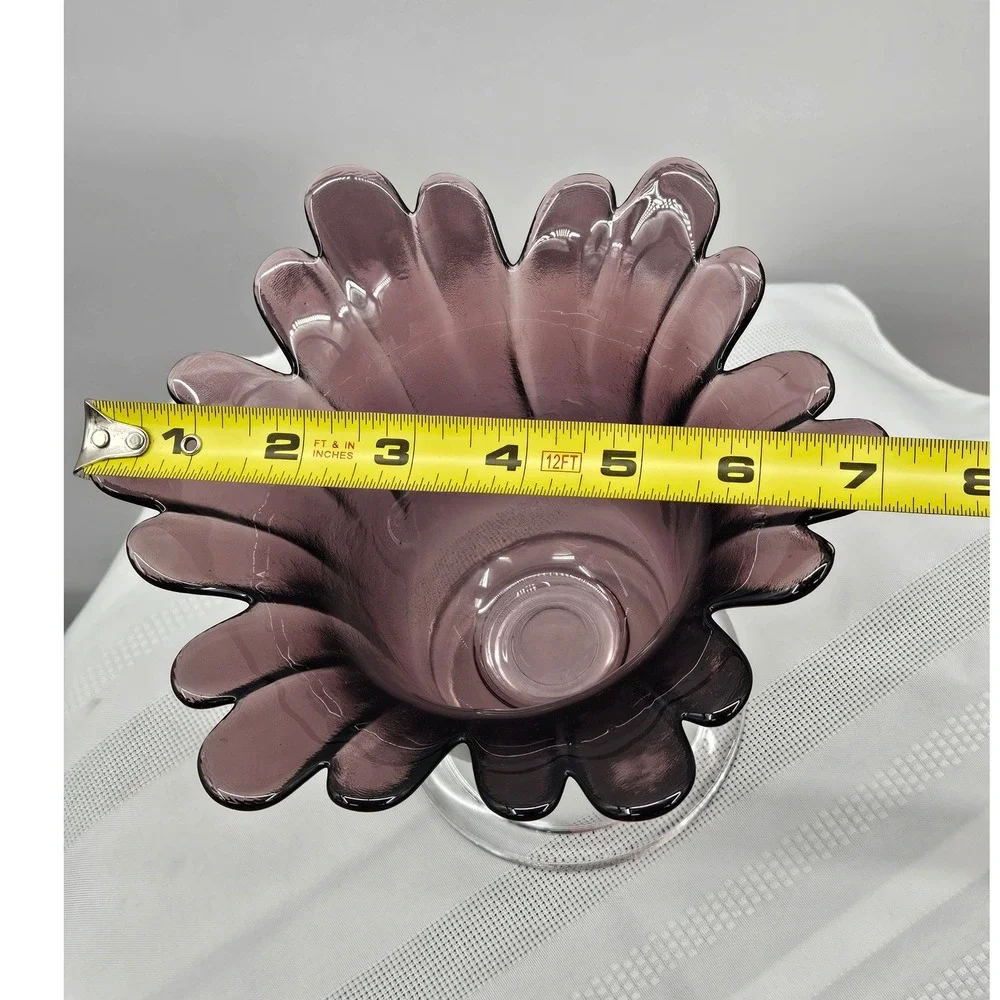 Vintage Amethyst Purple Art Glass Tulip Vase‎ Scalloped Petal Rim Clear Base 7in